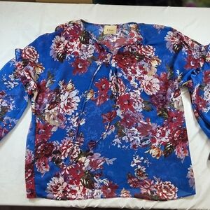 Elie Tahari Blue and Red Floral Blouse With Ruffle Sleeves Size L